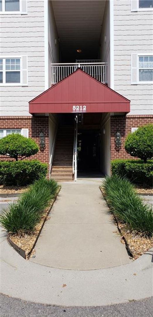 Foto del edificio - 5212 Nuthall Dr