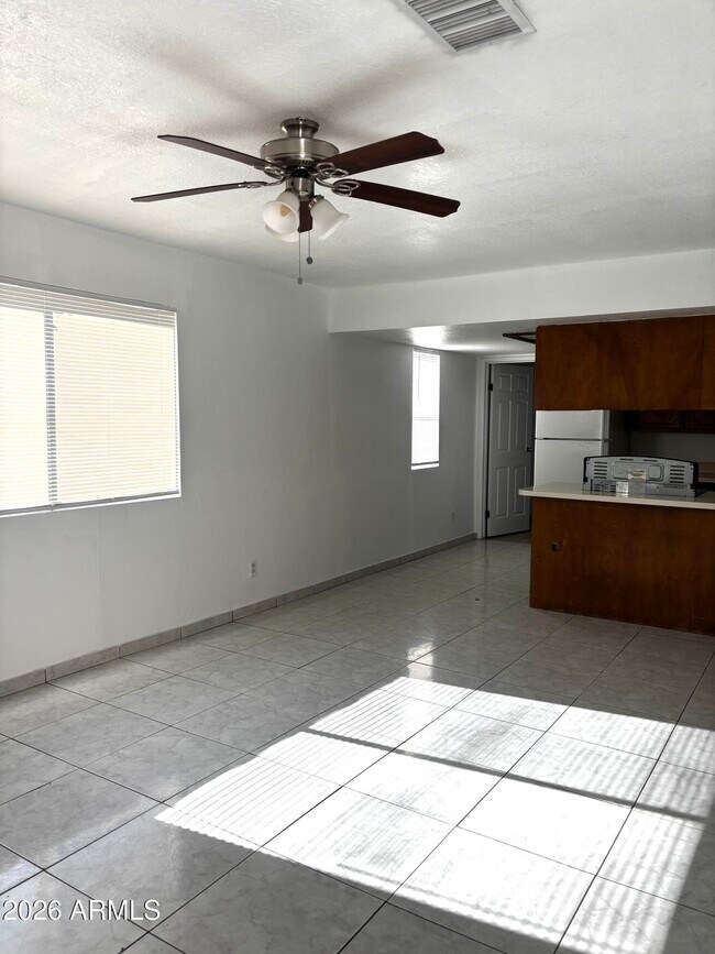 Foto del edificio - 2135 Hohokam Dr