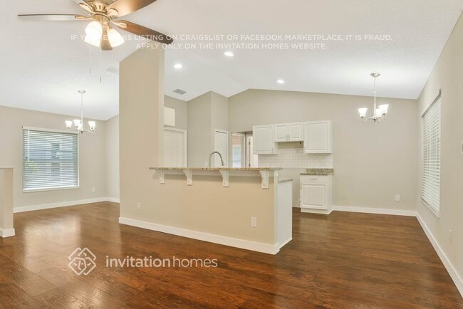 Building Photo - 15528 Hidden Lake Cir