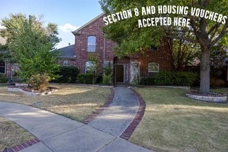 Building Photo - 6405 Sapphire Dr