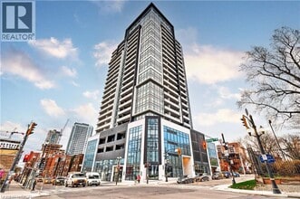 Building Photo - 15 Queen St S
