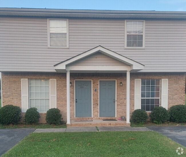 Building Photo - 110 Eveningside Dr