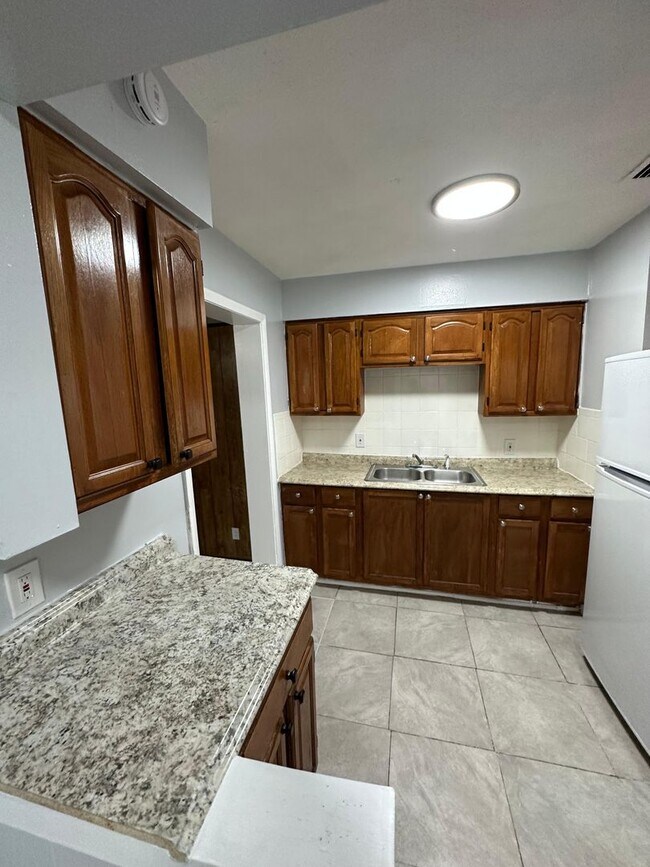 Foto del edificio - Fully Renovated 3/2 Available for Immediate Rent!