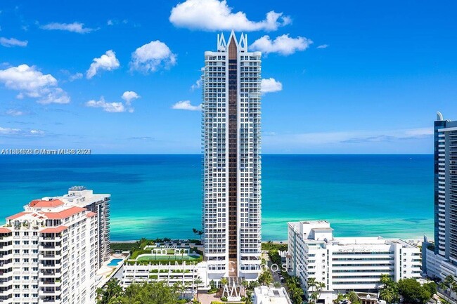 Foto del edificio - 6365 Collins Ave