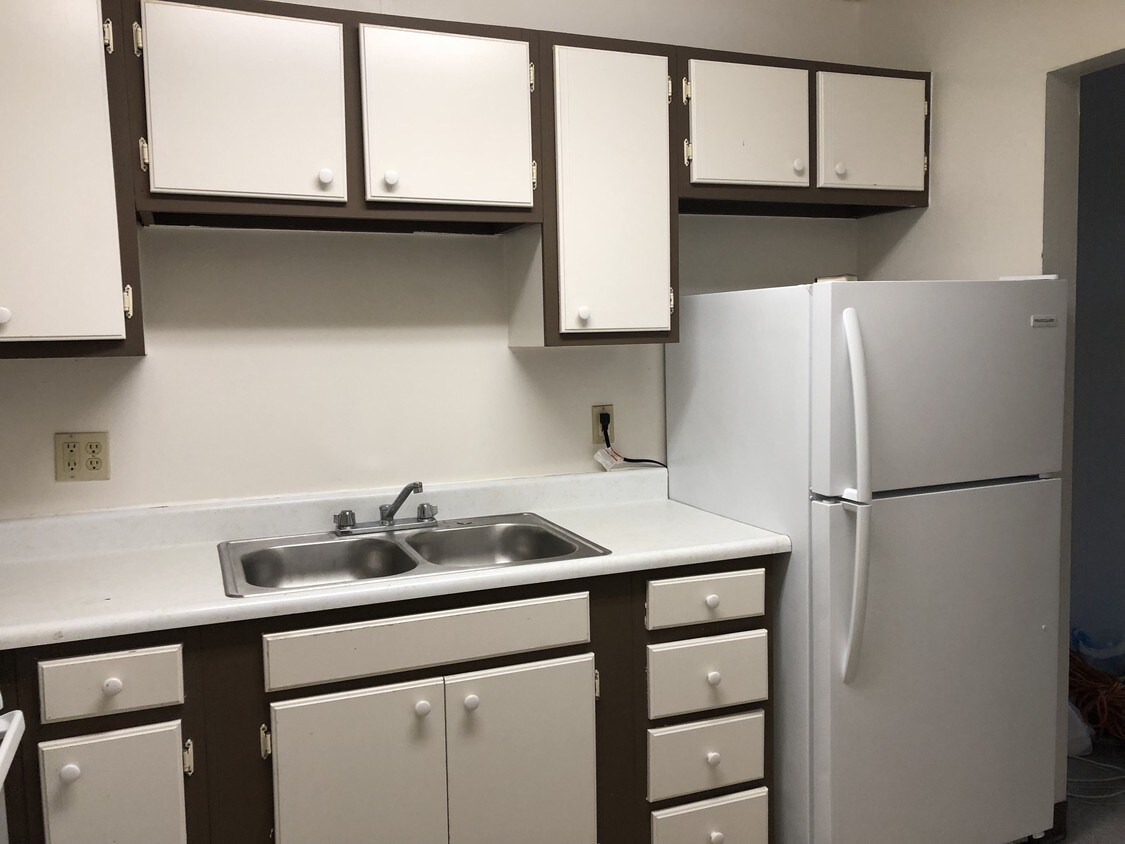 Foto principal - 733 Belmont Blvd