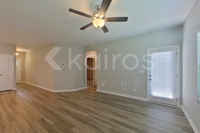 Foto del edificio - 151 Williams Ln