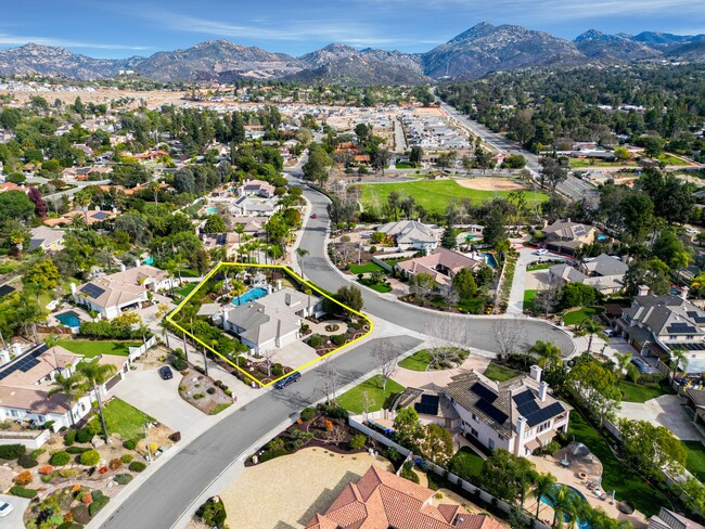 Aerial of area - 16880 Saint James Dr