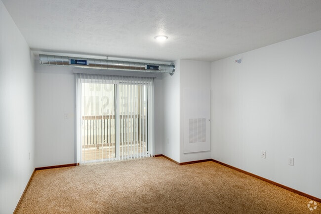 3BR, 2BA - 1,243SF - Living Area - Whisper Creek Village