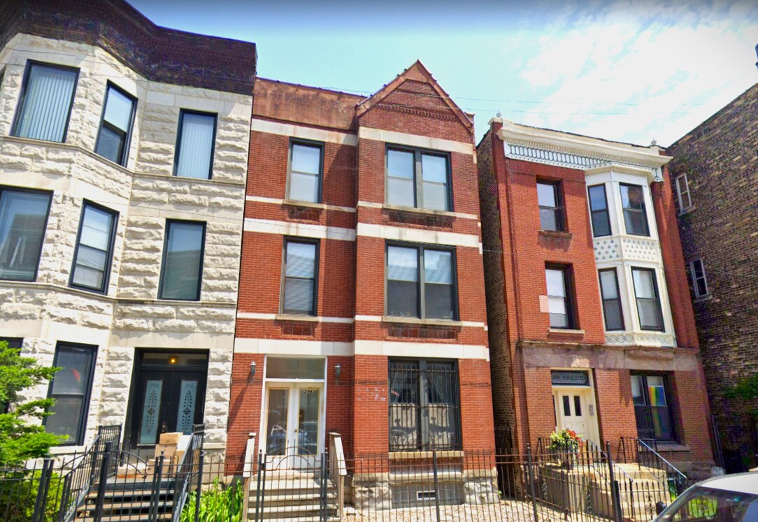 Primary Photo - 2943 N Halsted St