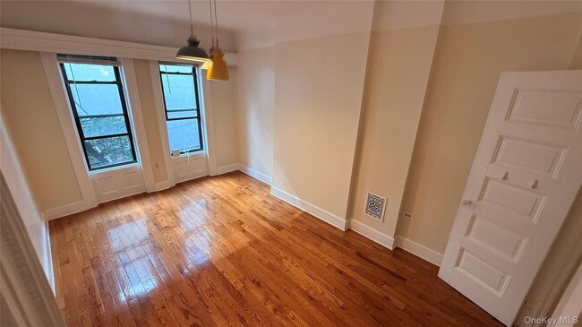 Foto del edificio - 794 Lincoln Pl