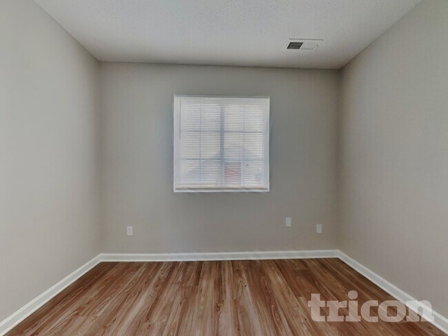 Foto del edificio - 810 Topsail Dr