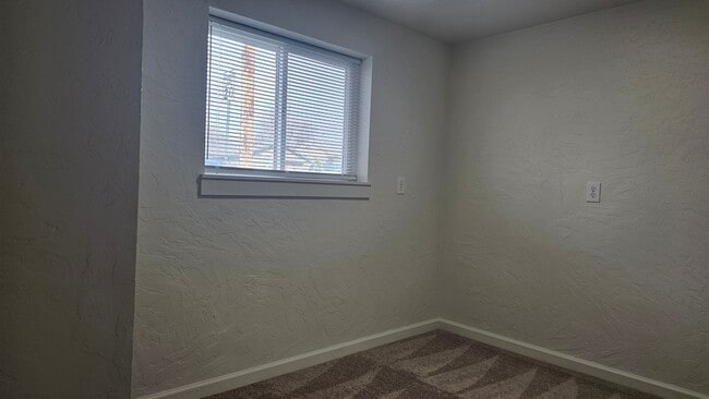 Foto del edificio - 4 Bedroom Bench Home Fully Remodeled