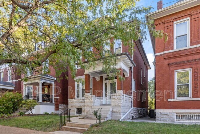 Building Photo - 3446 Sidney St