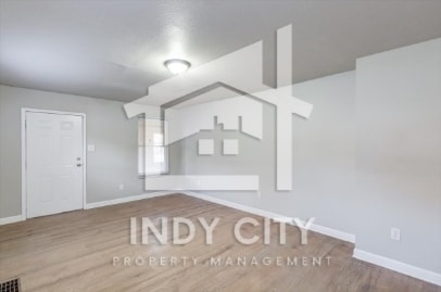 Foto del edificio - 3534 N Parker Ave