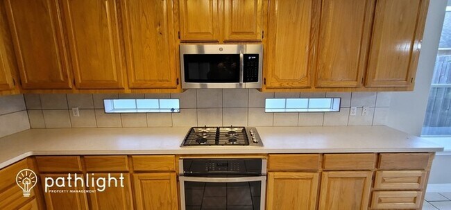 Foto del edificio - 103 Thyme Trail, Lake Jackson, TX, 77566