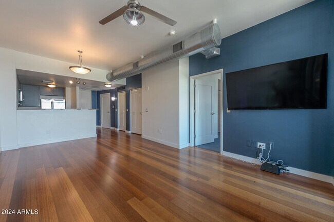 Foto del edificio - 310 S 4th St