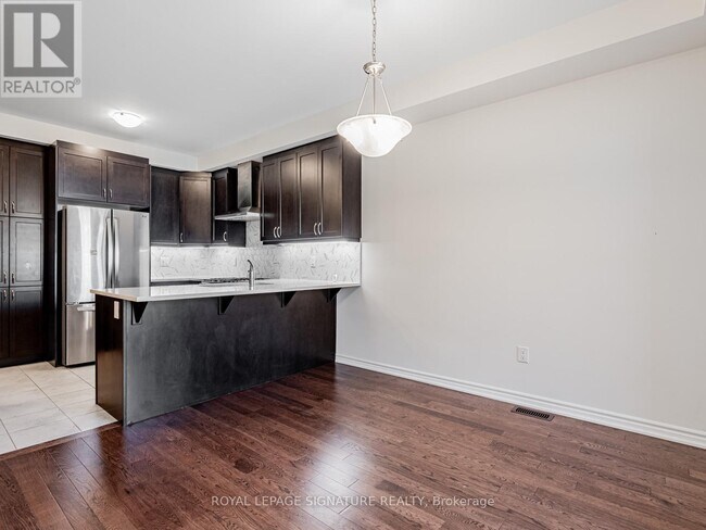 Building Photo - 114 Thomas Frisby Jr Cres
