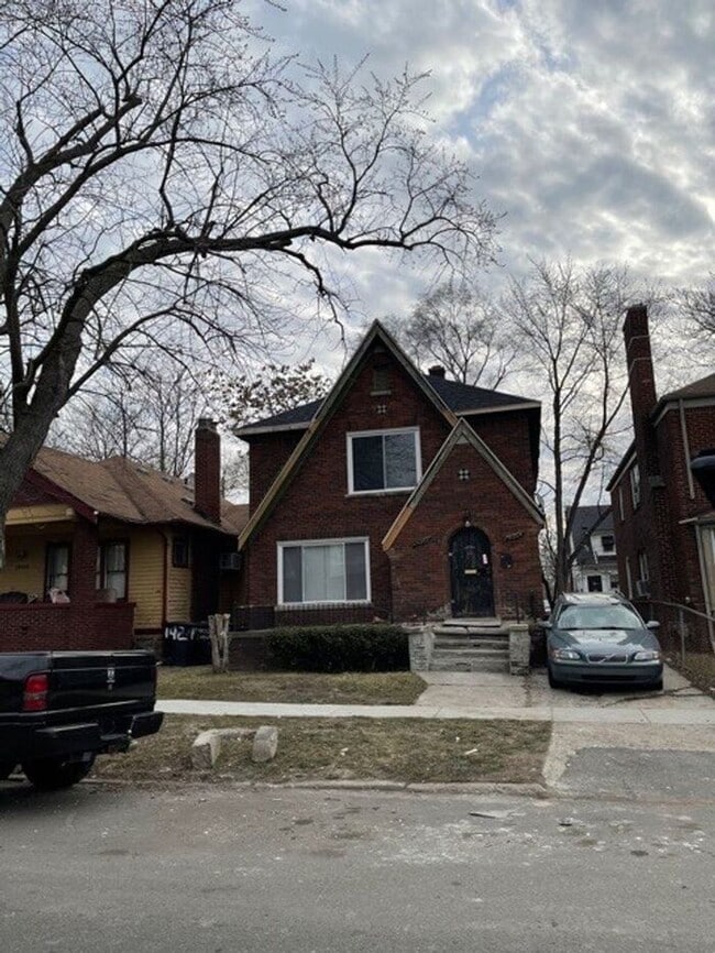 Foto del edificio - Fully Remodeled - Section 8 Accepted- Skip...