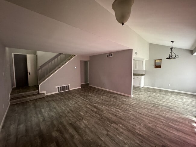 Building Photo - 10403 Golden Meadow Dr #A, Austin, Texas 7...