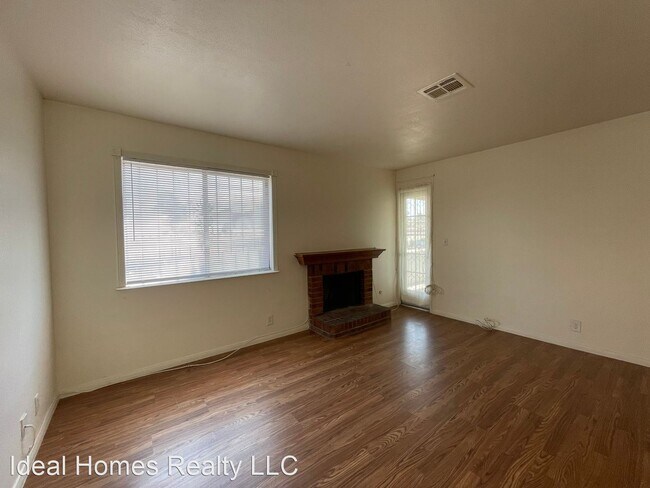 Foto del edificio - 2 br, 2 bath House - 1701 E Katie Ave Unit 79