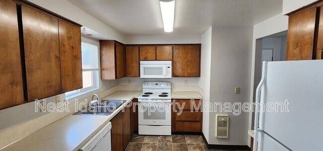 Foto del edificio - 71 SW 7th Ave
