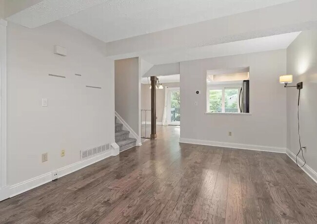 Premium Plank Flooring - 7012 Avery Rd