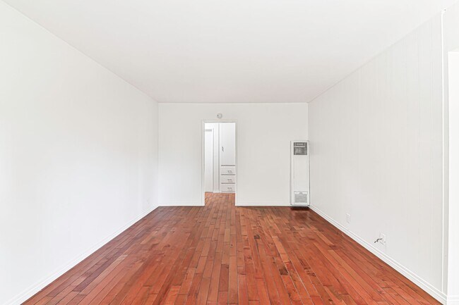 Foto del edificio - 3525 2nd St