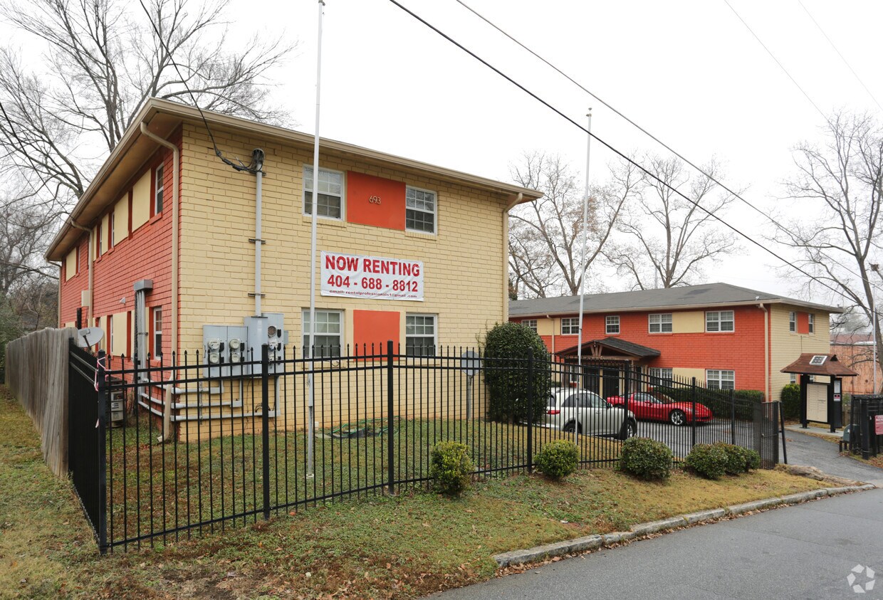 Foto principal - 693 Dalvigney St NW