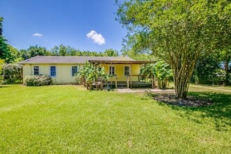 Building Photo - 3901 McKinney Dr