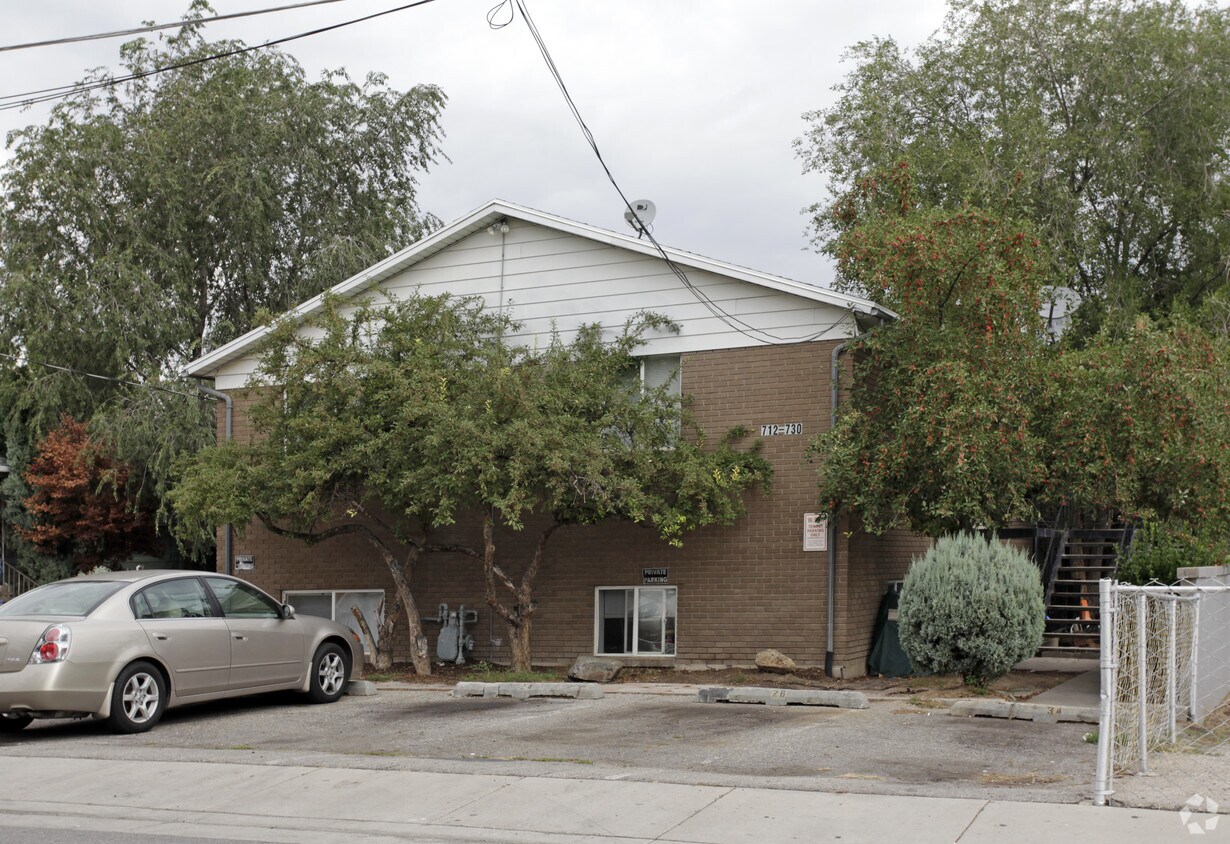 Building Photo - 712-730 W Wasatch St