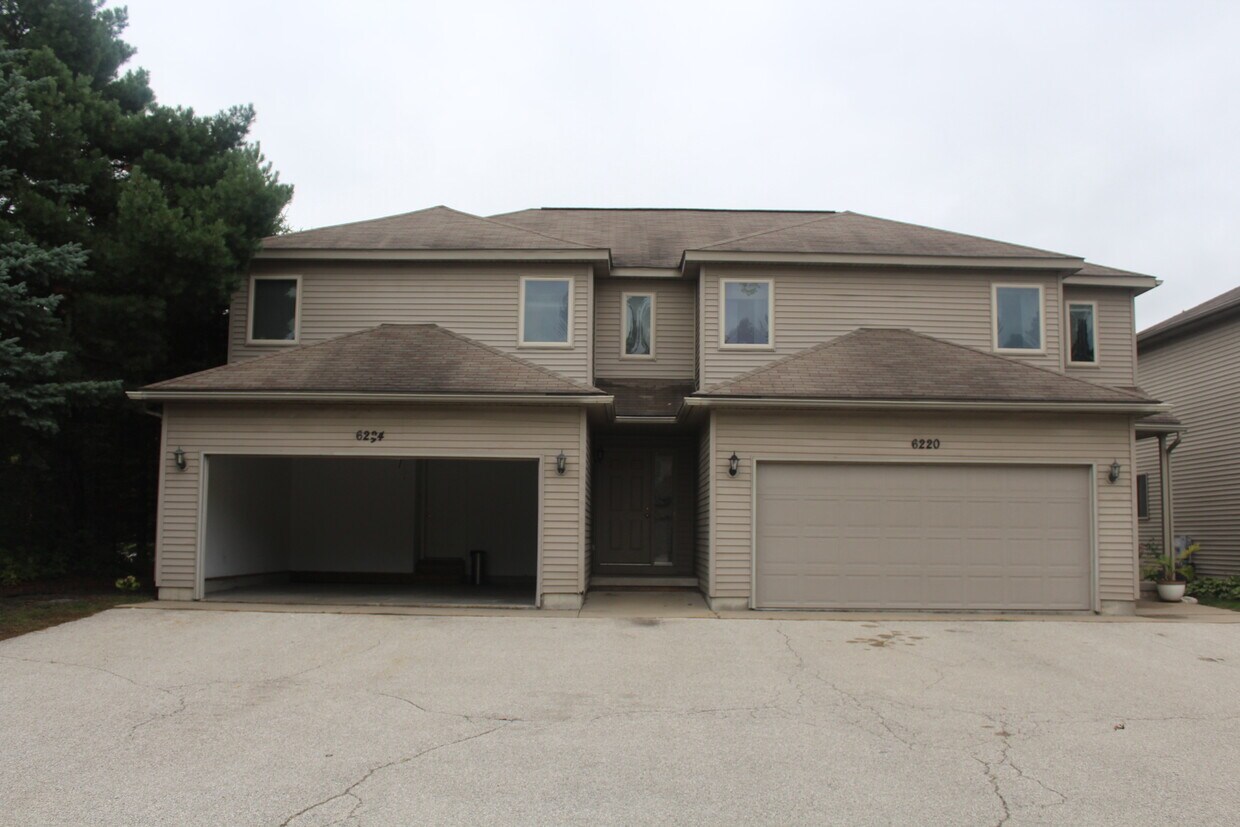 6220 Alyse Lane Unit 6220 Alyse Lane, Midland, MI 48640 Condo for