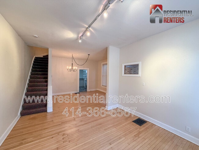 Foto del edificio - 1503 N Cass St