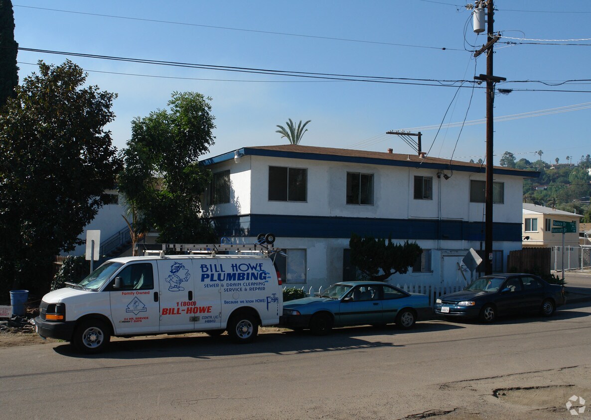 Building Photo - 9001 Koonce Dr