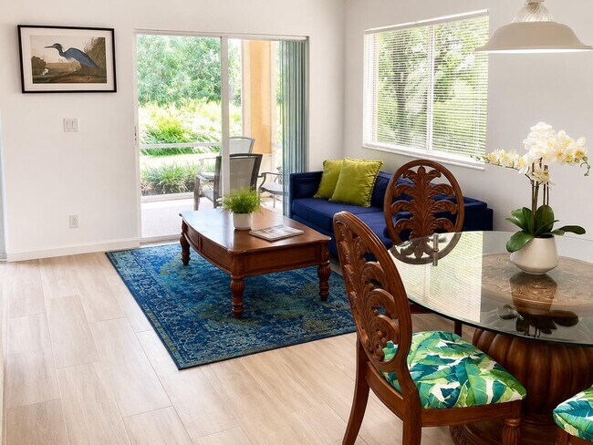 Foto del edificio - 8232 Mulligan Cir