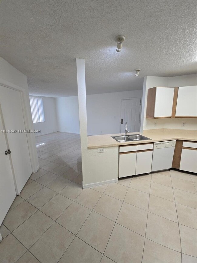 Building Photo - 4035 W McNab Rd