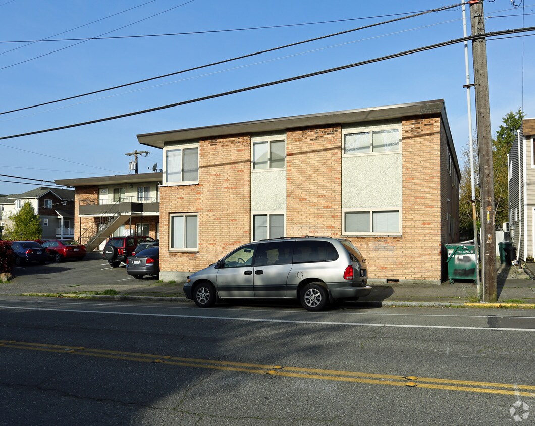 Building Photo - 5901 Apartments
