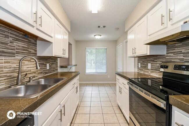 Building Photo - 7520 Falcon Trace Dr W, Jacksonville, FL 3...