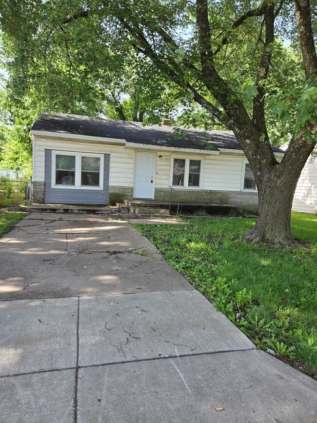 Building Photo - 1510 W Lynn St