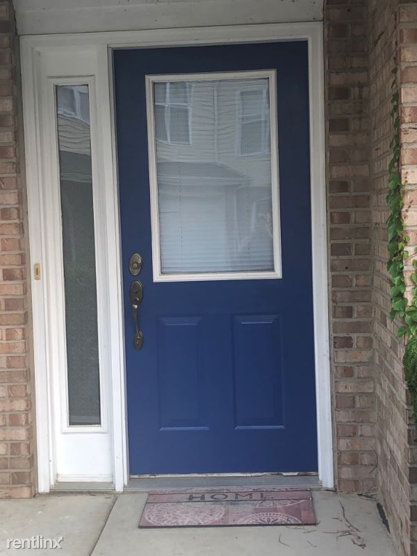 Building Photo - 2 br, 1.5 bath Townhome - 290 Pamela Ct