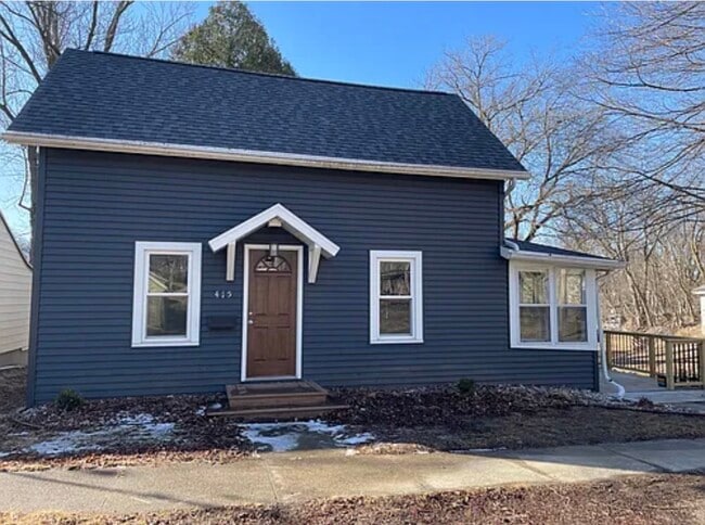 Building Photo - 415 Kellogg St
