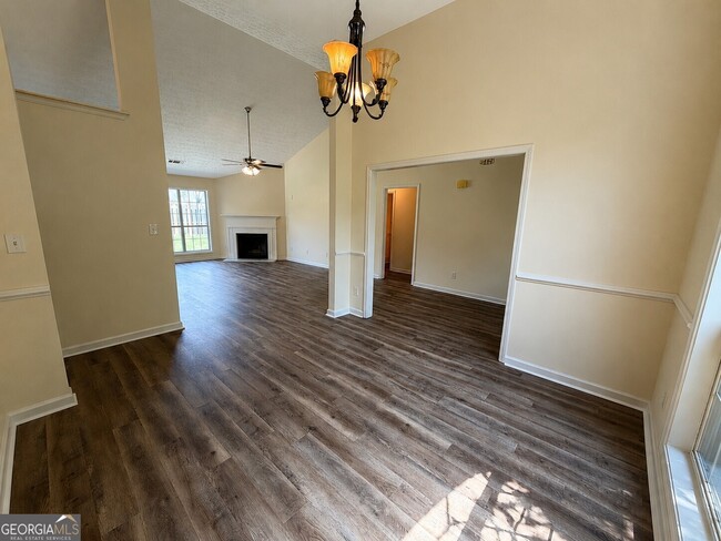 Building Photo - 363 Brook Lea Cove