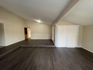 Foto del edificio - 821 Stone Trail Dr