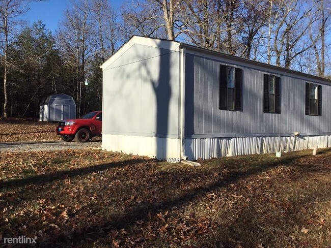 Building Photo - 2 br, 1.5 bath Mobile Home - 1099 Jordan Rd