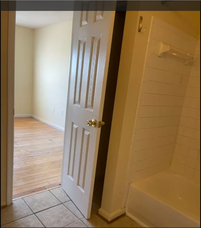 Foto del edificio - 7460 Catterick Ct