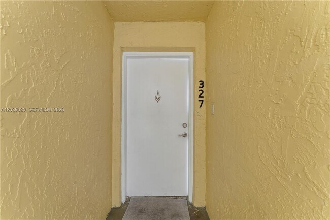 Foto del edificio - 15470 SW 82nd Ln