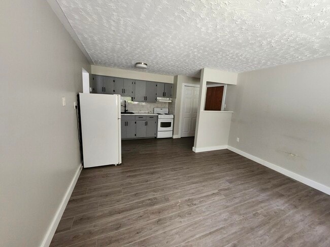 Building Photo - 33 Dobbin St