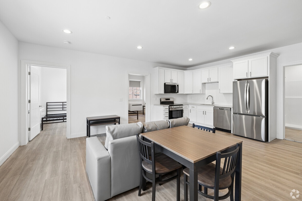 2BR, 1BA - 900SF - Living Room - Residences on Main