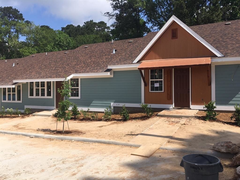 3614 Boettcher Dr Unit 107, Huntsville, TX 77340 Condo for Rent in