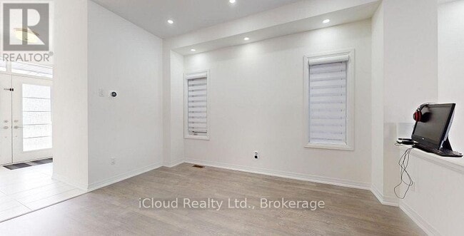 Building Photo - 11 Moriarity Dr