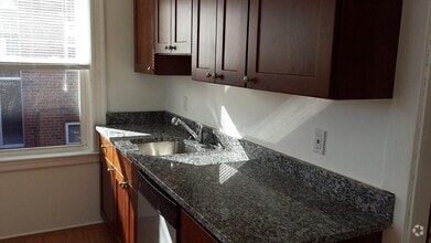 Building Photo - 22 Commonwealth Terrace